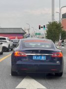 保持合理的胎压（略高于