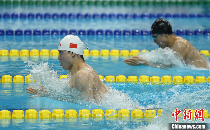本次全国游泳冠军赛进入第二竞争日，覃海洋以