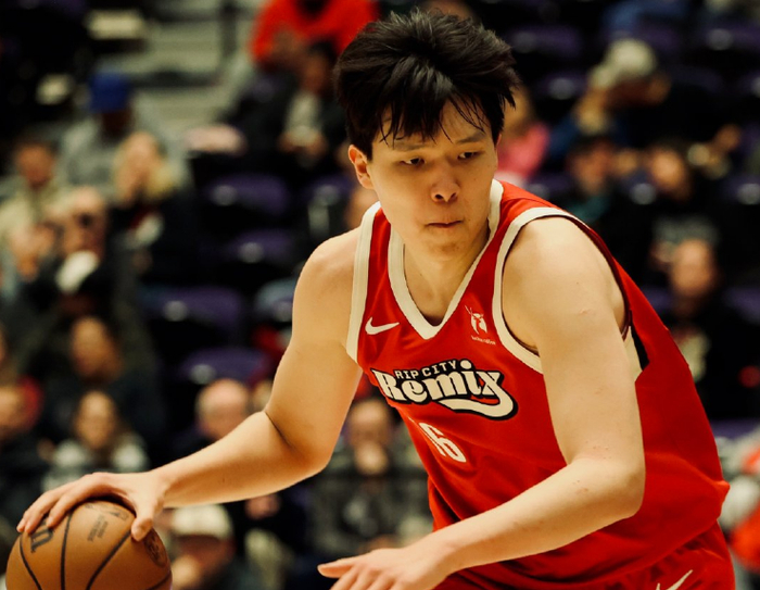 杨瀚森两双引领撕裂之城混音队完成22分惊天逆转