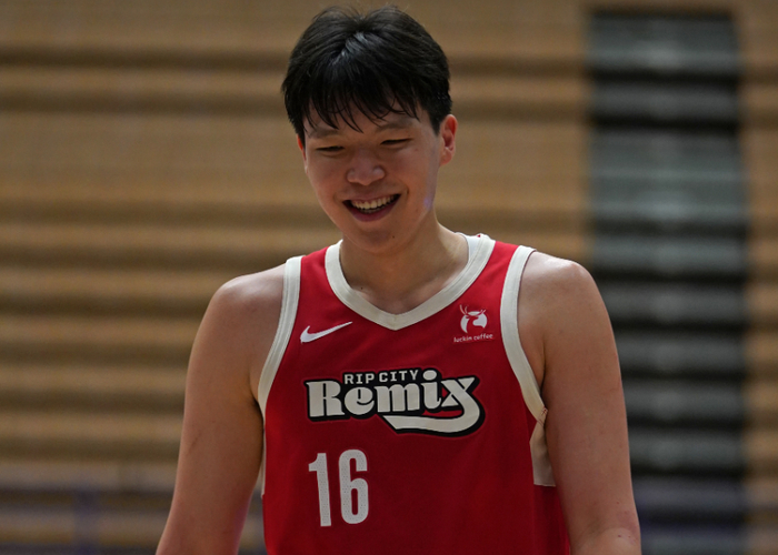 杨瀚森两双引领撕裂之城混音队完成22分惊天逆转