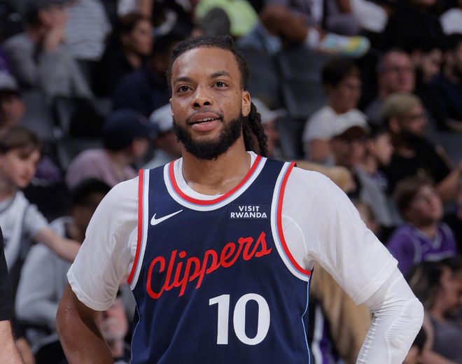 快船力克国王重登西部第八 伦纳德26分引领逆转