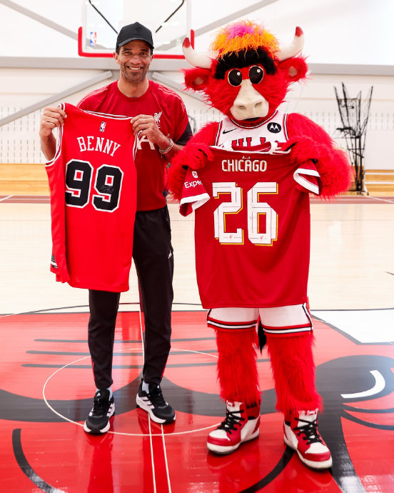 利物浦今夏引援目标曝光 斯洛特帅位稳固